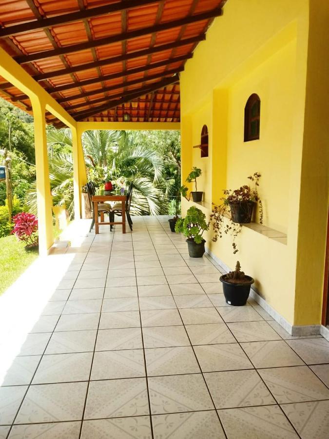 Casa Com Flores Pedra Azul  Eksteriør bilde